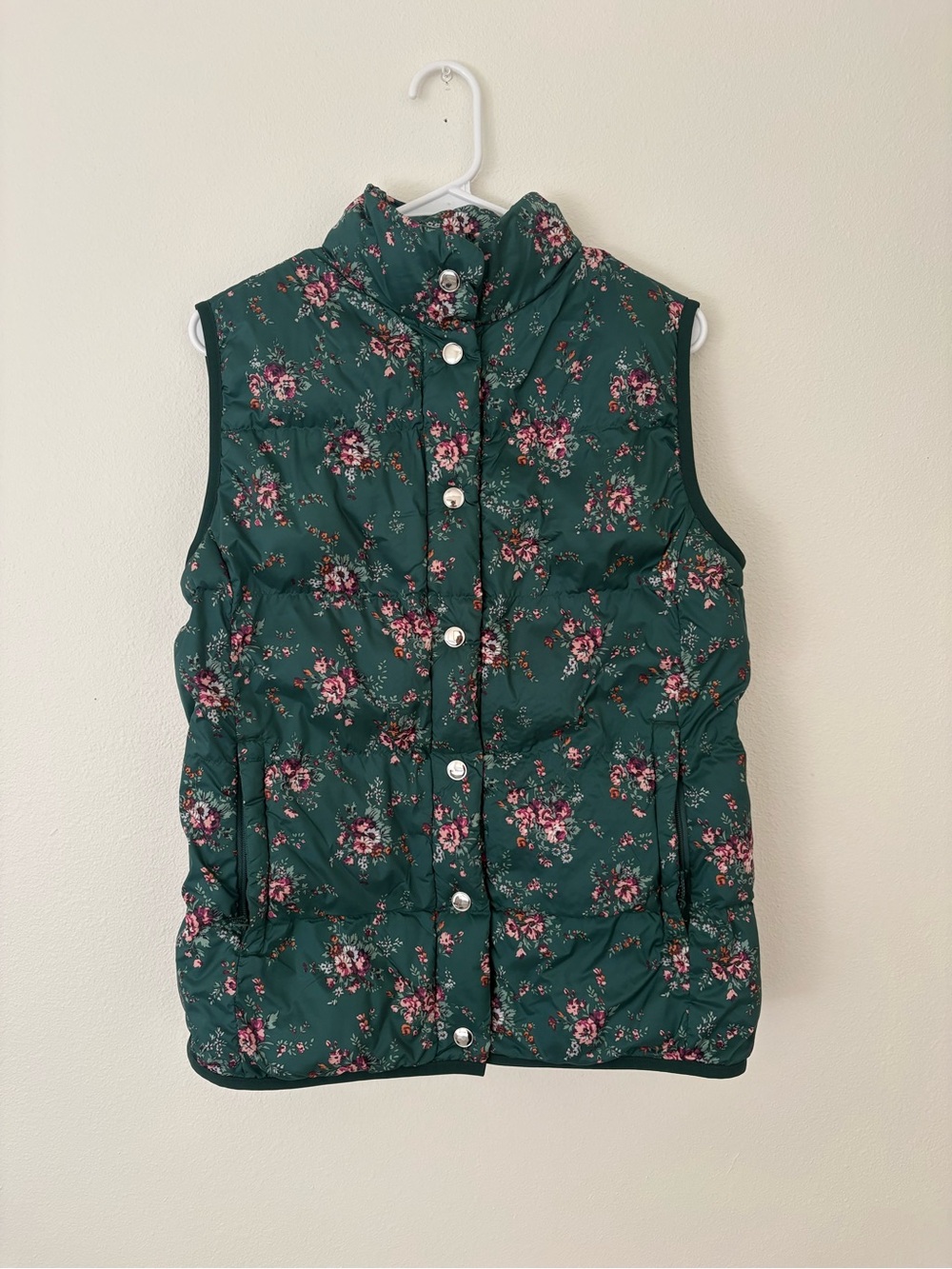 Vineyard Vines Green Floral Quilted Puffer Vest Women’s Small